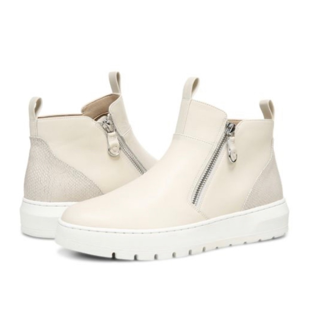 VIONIC BRINKLEY SLIP-ON SIDE ZIP BOOT NEW NO BOX SIZE 7.5